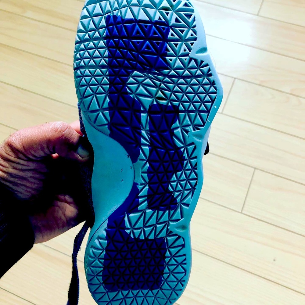 Lebron soldier 11 glacier grey